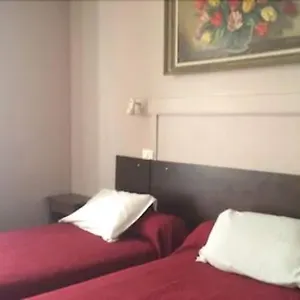 Stanislas Sans Ascenseur Hotel Paryż